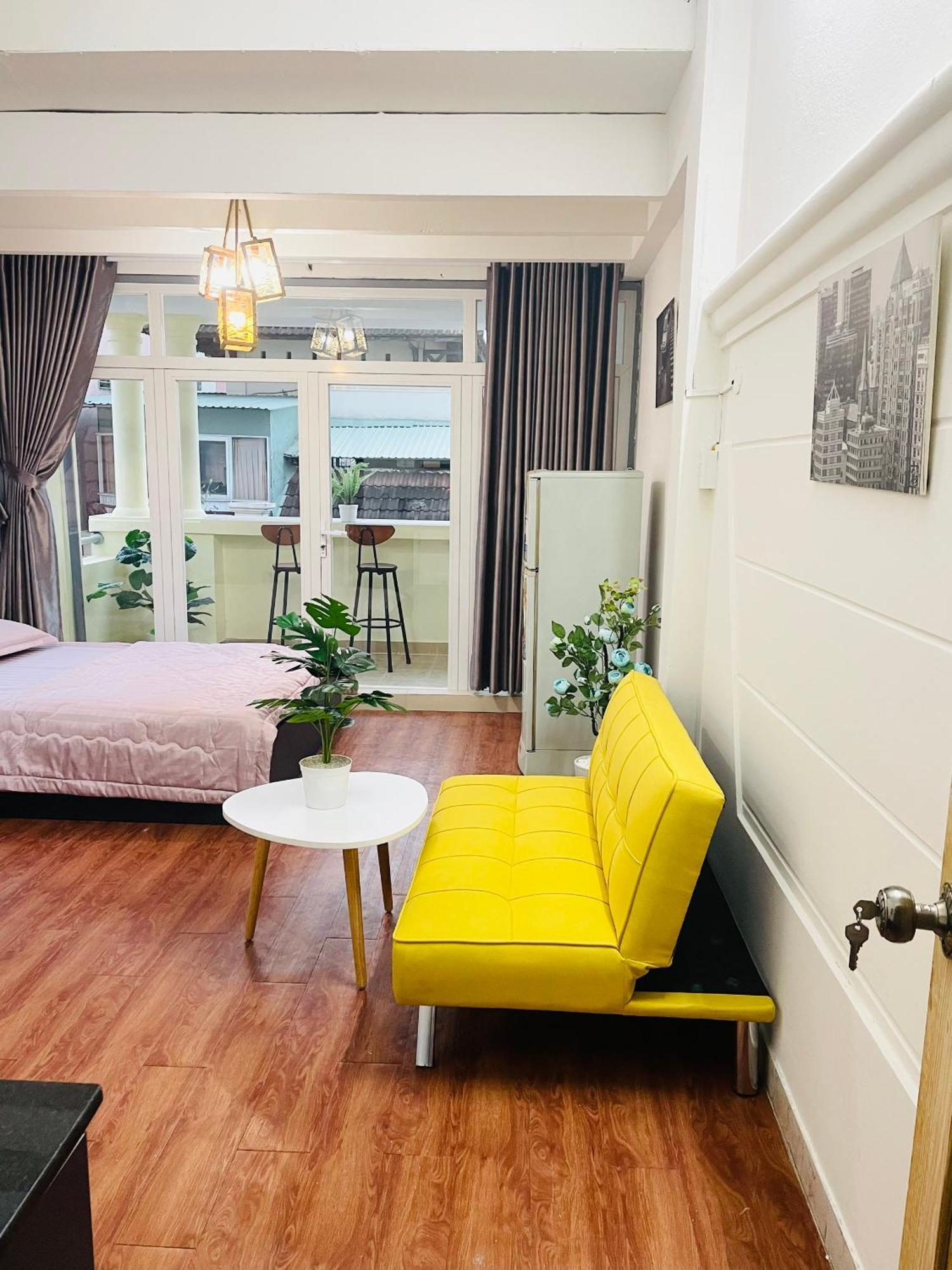 Cali Homestay Хошимин Экстерьер фото